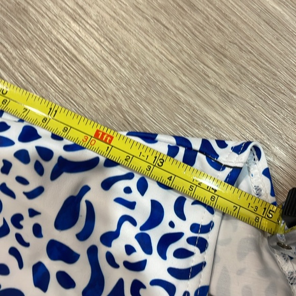 Rashguard Swimwear One Piece Swimsuit Surfing Swimwear  Beach Wear  M - Picture 10 of 10